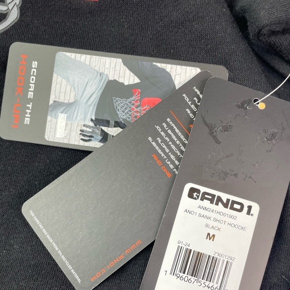 NWT AND1 Men's Basketball Hoodie Pocket Front Size Medium - Picture 6 of 7